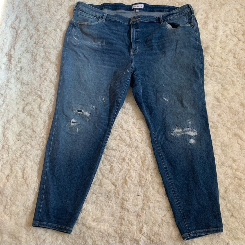Lane Bryant Magic Flex Mid Rise Jeans Distressed size 28